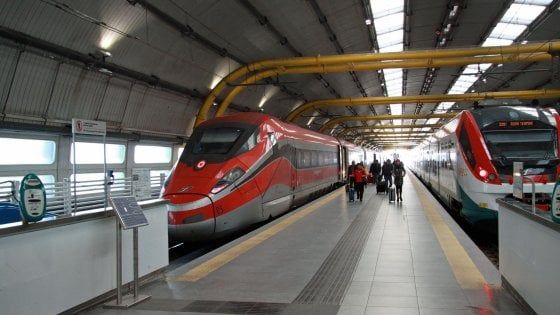 Fase 2, da lunedì tornano in Sicilia gli Intercity da e per Roma
