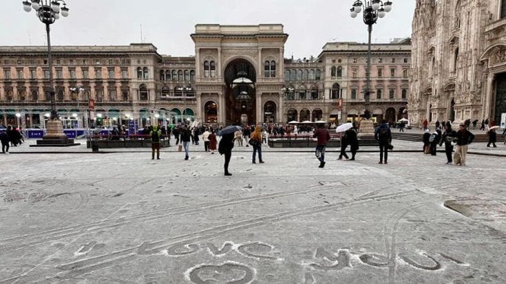 Il bianco all’improvviso sulla città