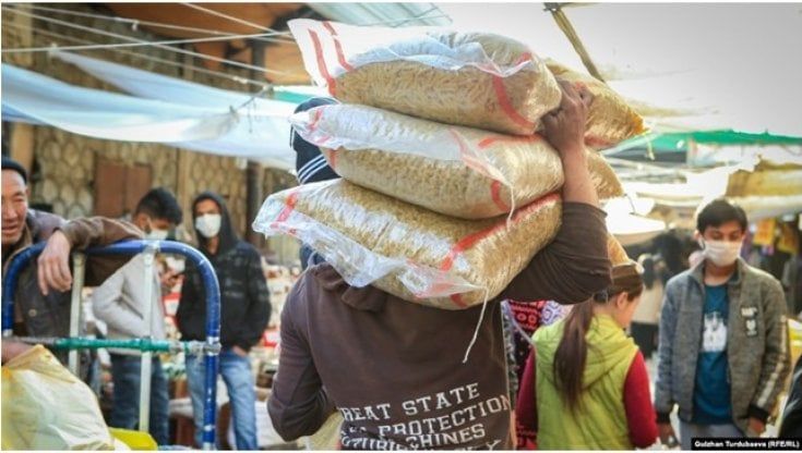 Kirghizistan, Biškek intensifica la lotta alla povertà, ma c'è il timore che le risorse impegnate vengano sprecate