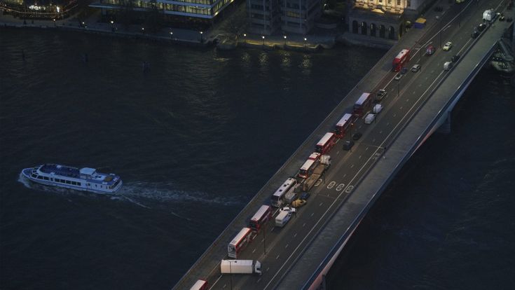 Forsyth: "Sul ponte mancava solo l’ispiratore: un predicatore radicale"