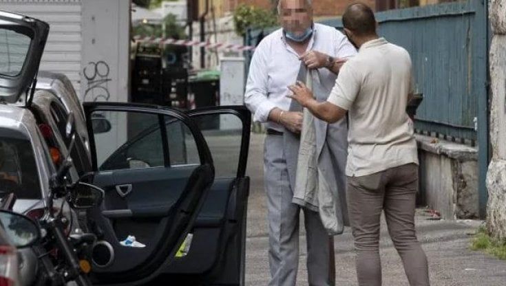 Roma, bomba in auto nel cuore di Prati: ora la procura indaga per tentato omicidio