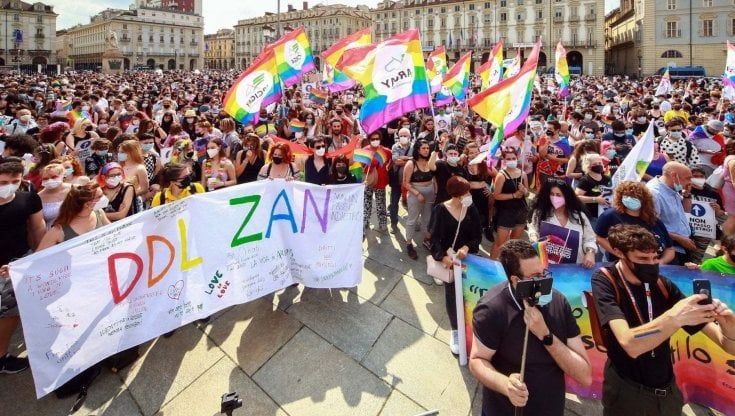 Dall'omofobia al fine vita, quei diritti arenati in Parlamento