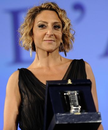 Paola Minaccioni, protagonista anche da non
