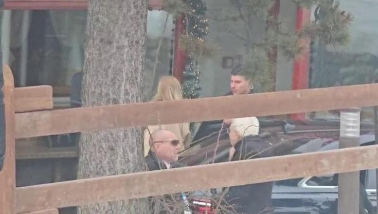 Cortina, l'arrivo del presidente Mattarella con la figlia per assistere alle gare delle Olimpiadi