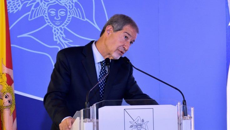 Musumeci incontra Cingolani ma attacca il governo Draghi