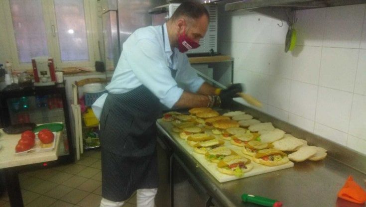 San Lorenzo,  il panino sospeso per i bisognosi del quartiere