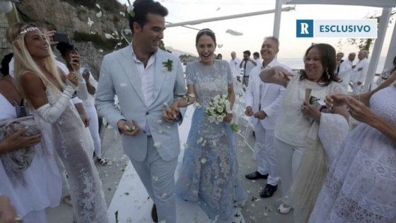 Noemi Letizia, matrimonio in crisi. Insulti e liti, polizia in casa