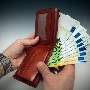 Meno redditi nel 2019,  ecco come ridurre l'acconto Irpef in busta paga