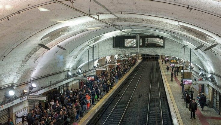 Promuovere il trasporto sostenibile e migliorare le infrastrutture di rete