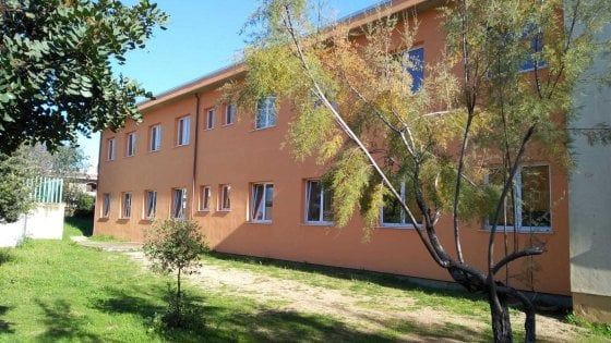 Scuola, Sardegna prima in Italia: recuperati gli istituti danneggiati dall'alluvione, dispersione in calo