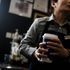 Starbucks, test finito: si allarga il servizio a domicilio con Uber