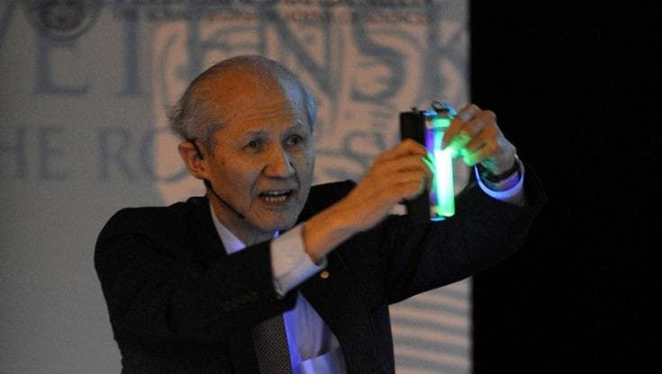 Il Nobel Chalfie: “Così ho acceso una lampadina per studiare la vita della cellula”