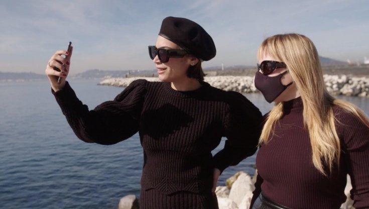 Elodie e Myss Keta: "In fuga per la vittoria sulle orme di Totti in nome del girl power"
