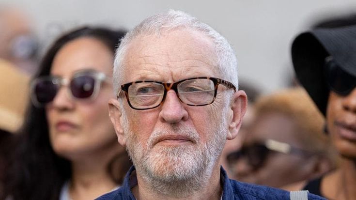 L’ex leader laburista Jeremy Corbyn a Milano per la festa di Rifondazione Comunista