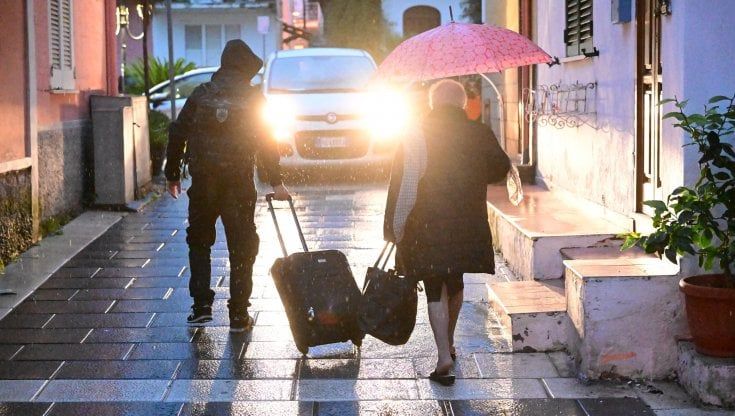 Ischia, dieci famiglie rifiutano l'allontanamento dalla zona rossa di Casamicciola