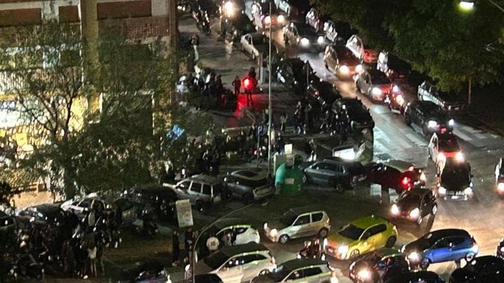 Il caos movida si sposta in via Campania