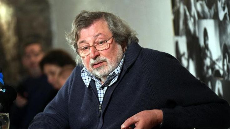 Francesco Guccini, la famiglia ringrazia: “Testimonianze di stima un conforto prezioso”