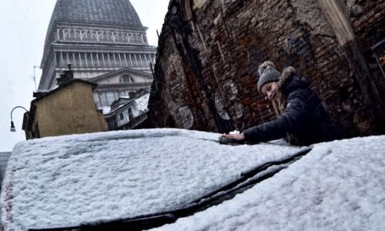 Le previsioni: nevicata intensa fino a domani nel Cuneese, a Torino torna la pioggia