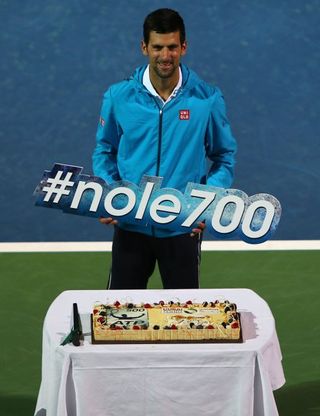 Tennis, festa Djokovic: 700 vittorie in carriera