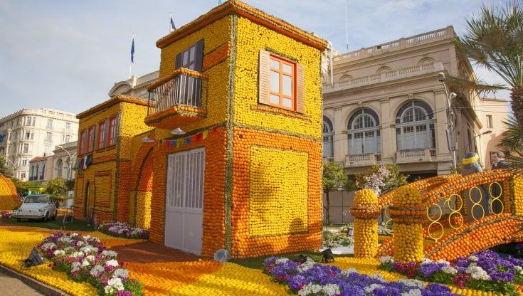 Carnevale in Costa Azzurra, a Nizza e a Mentone tornano le sfilate dei carri allegorici