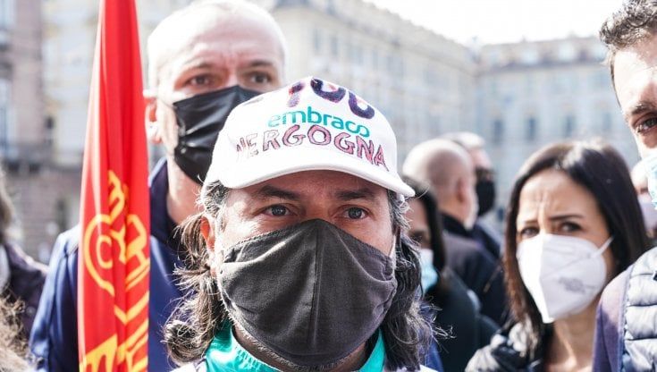 Ex Embraco, Cesare Nosiglia invita gli operai di Riva di Chieri al Sabato santo davanti alla Sindone