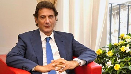 Covid: positivo il neo rettore dell'Università Vanvitelli