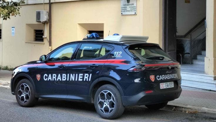 Droga e rapporti sessuali con un minore, a Lecce indagata un’avvocata. Lei propone un risarcimento