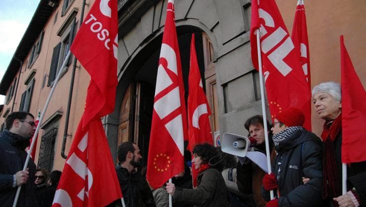 Lavoro, 70mila firme ma la Cgil va avanti: "E ora un referendum sull'autonomia differenziata"