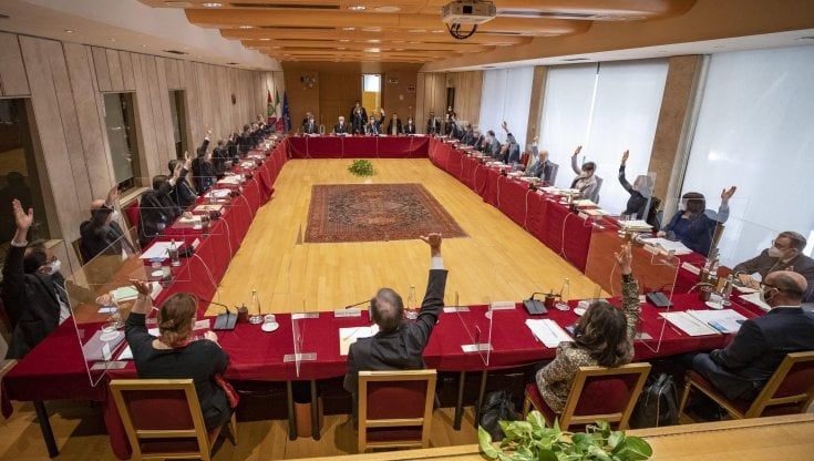 Csm, la parità di genere diventa realtà: la Cassazione sorteggia le magistrate mancanti nelle liste 