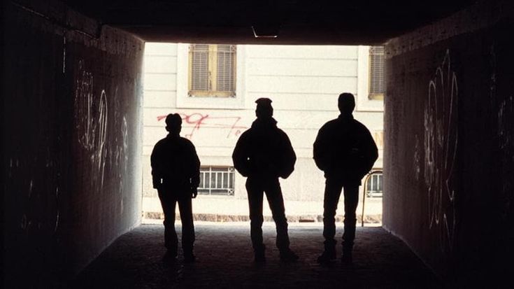 Firenze, il decreto baby gang non piace agli operatori: “Non aiuta i ragazzi”