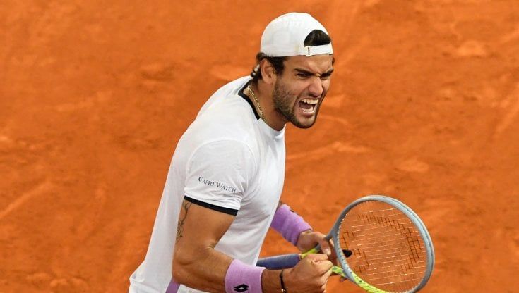 Tennis, Berrettini in semifinale al Masters 1000 di Madrid