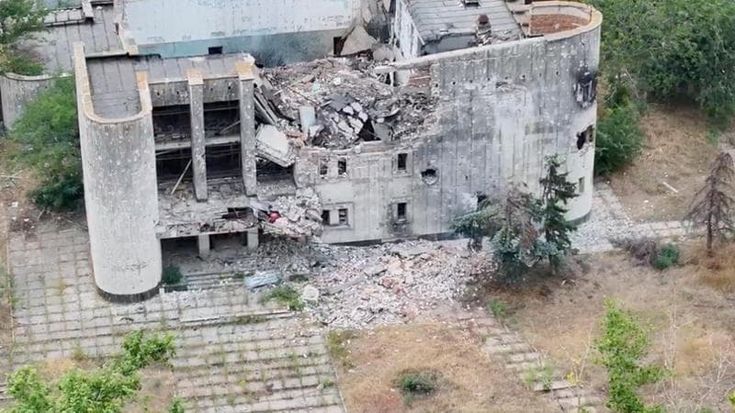 A Oleshky niente cibo, strade minate e i safari umani dei droni: così 2mila civili sono rimasti in trappola