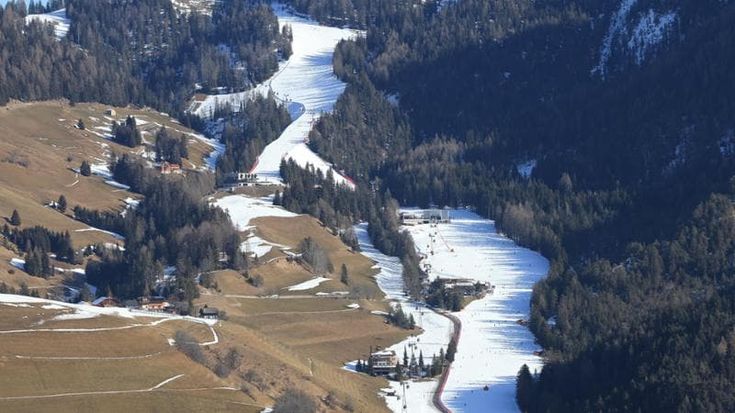 Sci, 8 grandi comprensori del mondo si alleano per un turismo neve sostenibile. C’è Plan de Corones