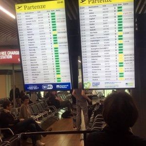Fiumicino, ancora disagi per Alitalia: sistema informatico in tilt per due ore