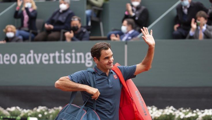 Tennis, Federer subito fuori a Ginevra. Avanza facile Fognini