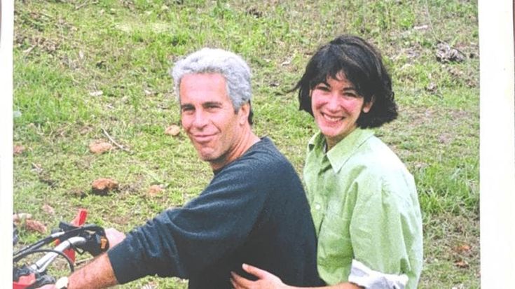 Epstein, un figlio segreto? In una mail di Sarah Ferguson i complimenti per la nascita del bambino