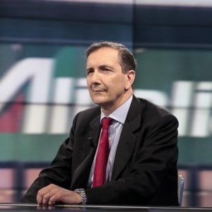 Alitalia, Gubitosi: "Vendita entro il 30 aprile"