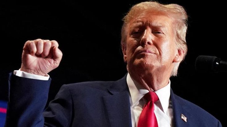 Usa, la Corte suprema dà il via libera a Trump: “Può correre per la Casa Bianca”. Il tycoon: “Grande vittoria per l’America”