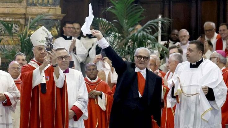 Napoli, l’urlo del cardinale Battaglia: “La camorra è bestemmia. Basta sangue, fermatevi”