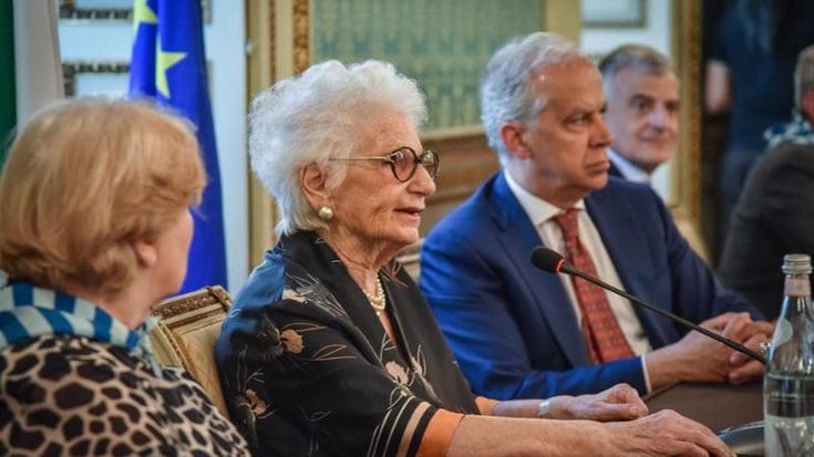 Liliana Segre: “ Giovani studino la storia. Anche se tardiva, bene la Medaglia all’Aned”