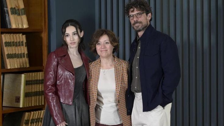 Ascolti tv, “Un futuro aprile” su Rai 1 vince la sfida della prima serata