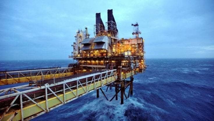 Petrolio, ecco perché l'embargo di Stati Uniti e Unione Europa non ha funzionato 