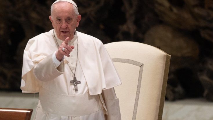 Papa Francesco lancia l'appello ai laici: “Il 2 marzo digiuno contro la guerra”