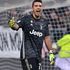 Juventus, Buffon raggiunge Maldini: record di presenze in Serie A