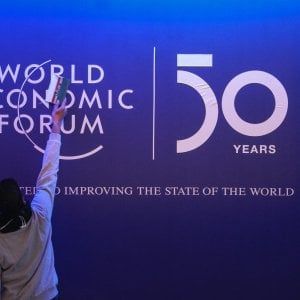 Il Fondo monetario taglia le stime sul Pil globale. Trump e i disordini mondiali un freno per la crescita