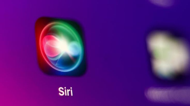 Apple, la nuova Siri sarà un chatbot, ma molto diversa da ChatGPT