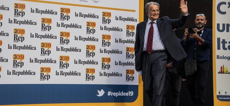 Prodi: "La situazione economica è fuori controllo, occorre una grande coalizione riformista"