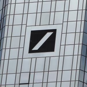 Nuova bufera su Deutsche Bank, perquisizioni a Francoforte
