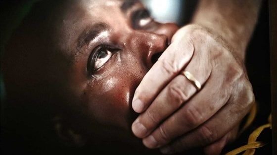 Resilient, scatti di rabbia e amore in Africa