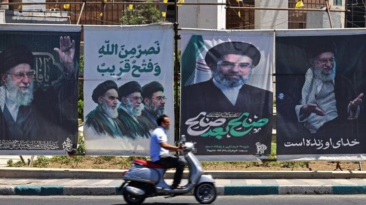 Pizzini, traduzioni e gaffe: tra Trump e Khamenei jr il negoziato è al rallentatore